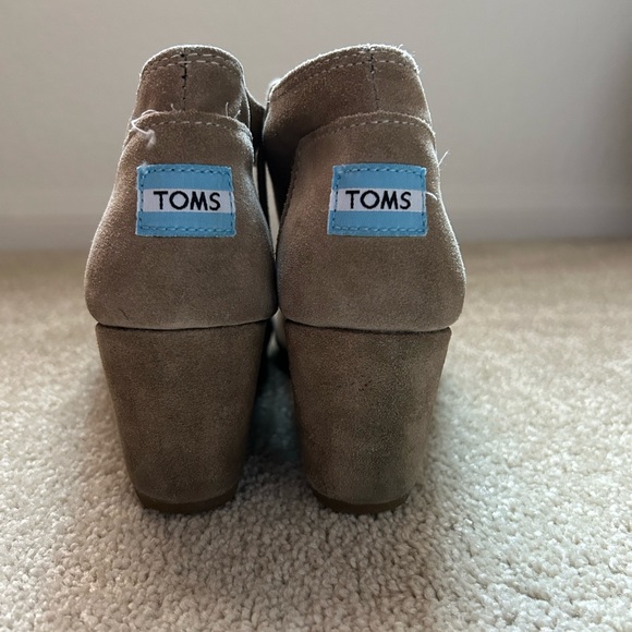 TOMS Ankle Boots - Picture 5 of 6